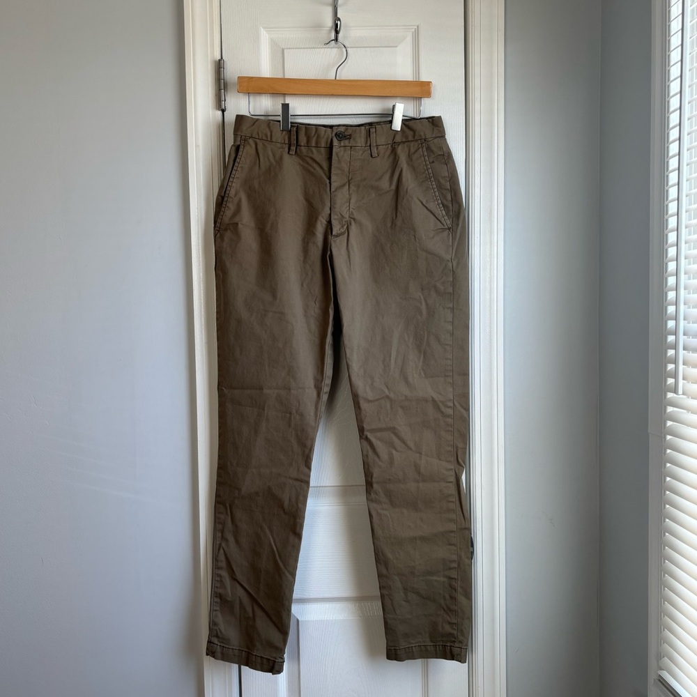 Banana Republic Slim Lived-In Chino